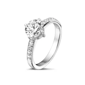1.25 quilates anillo solitario diamante de oro blanco con diamantes en los lados 