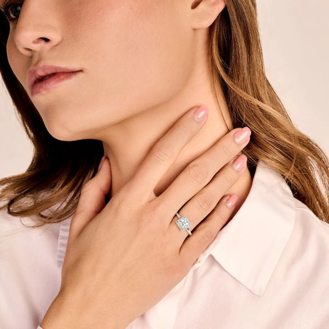 1.50 quilateshalo anillo solitario diamante princesa en oro blanco con diamantes redondos 