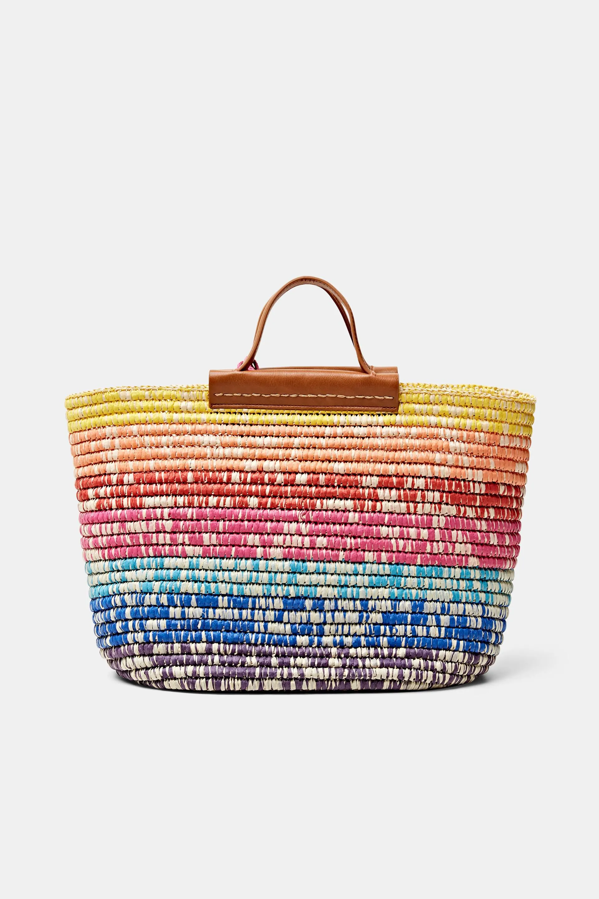 Bolso de mano realizado en tejido