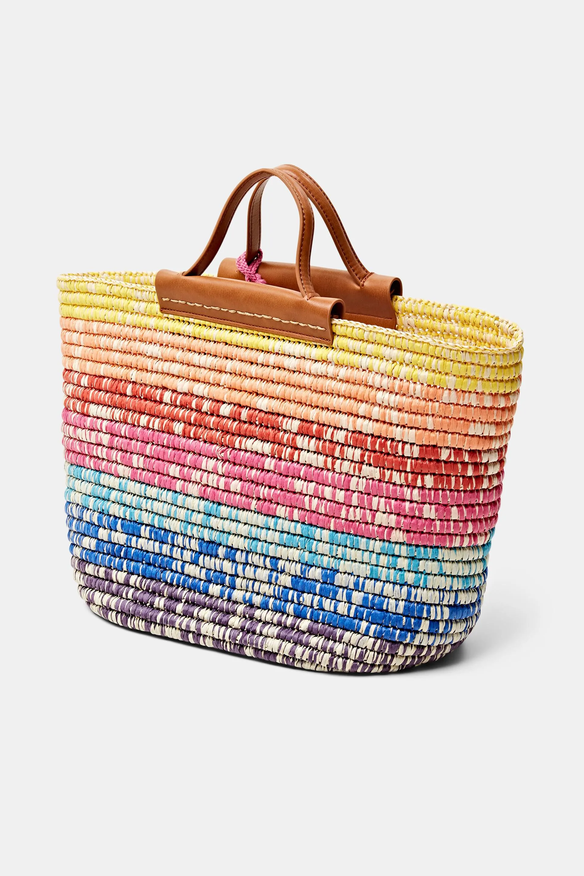 Bolso de mano realizado en tejido