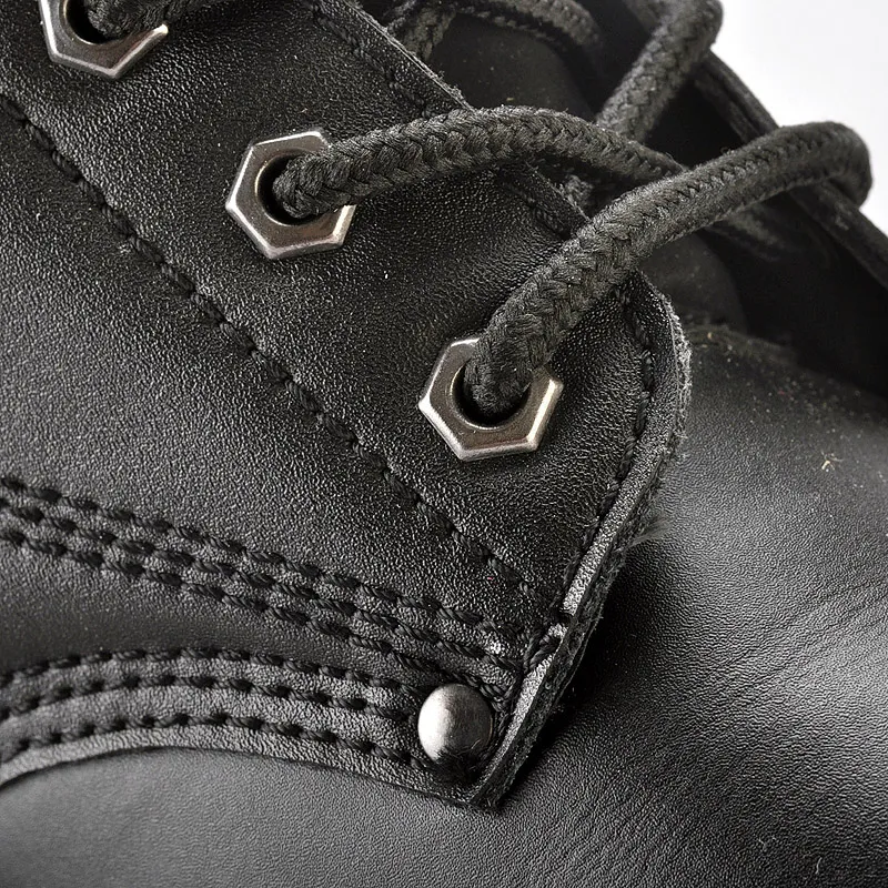 BOTAS DE TRABAJO RESISTENTES AL AGUA PARA HOMBRES M8179