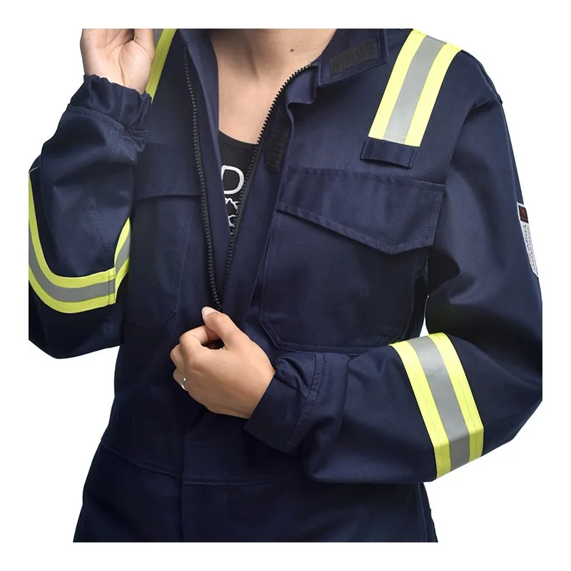 BUZO MULTIPROTECCIóN ALTA VISIBILIDAD, IGNíFUGO, ANTI ARCOELéCTRICO Y ANTIESTáTICO CON REFLECTANTES SAFETOP  ARAPRO 134
