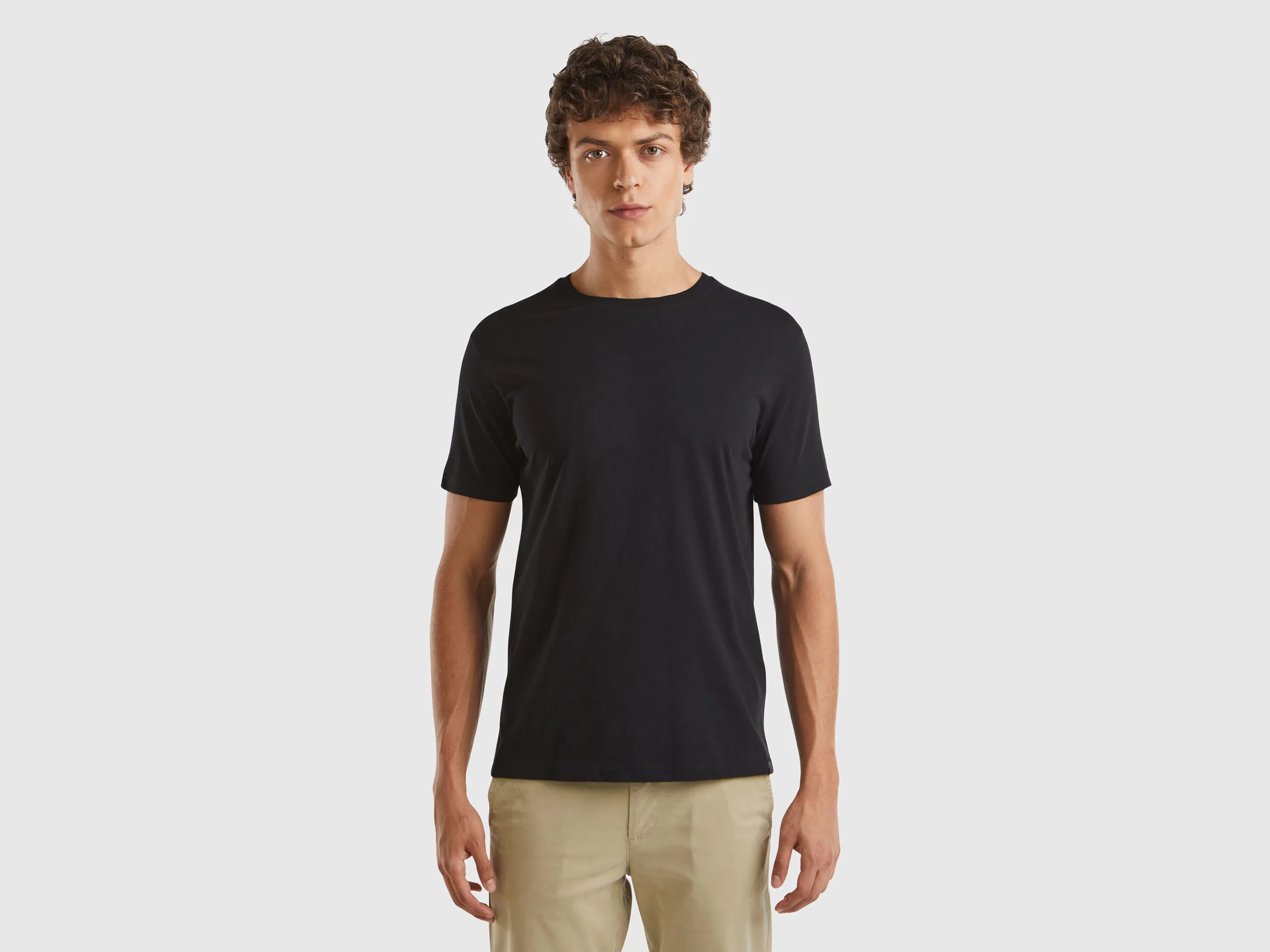 Camiseta negra