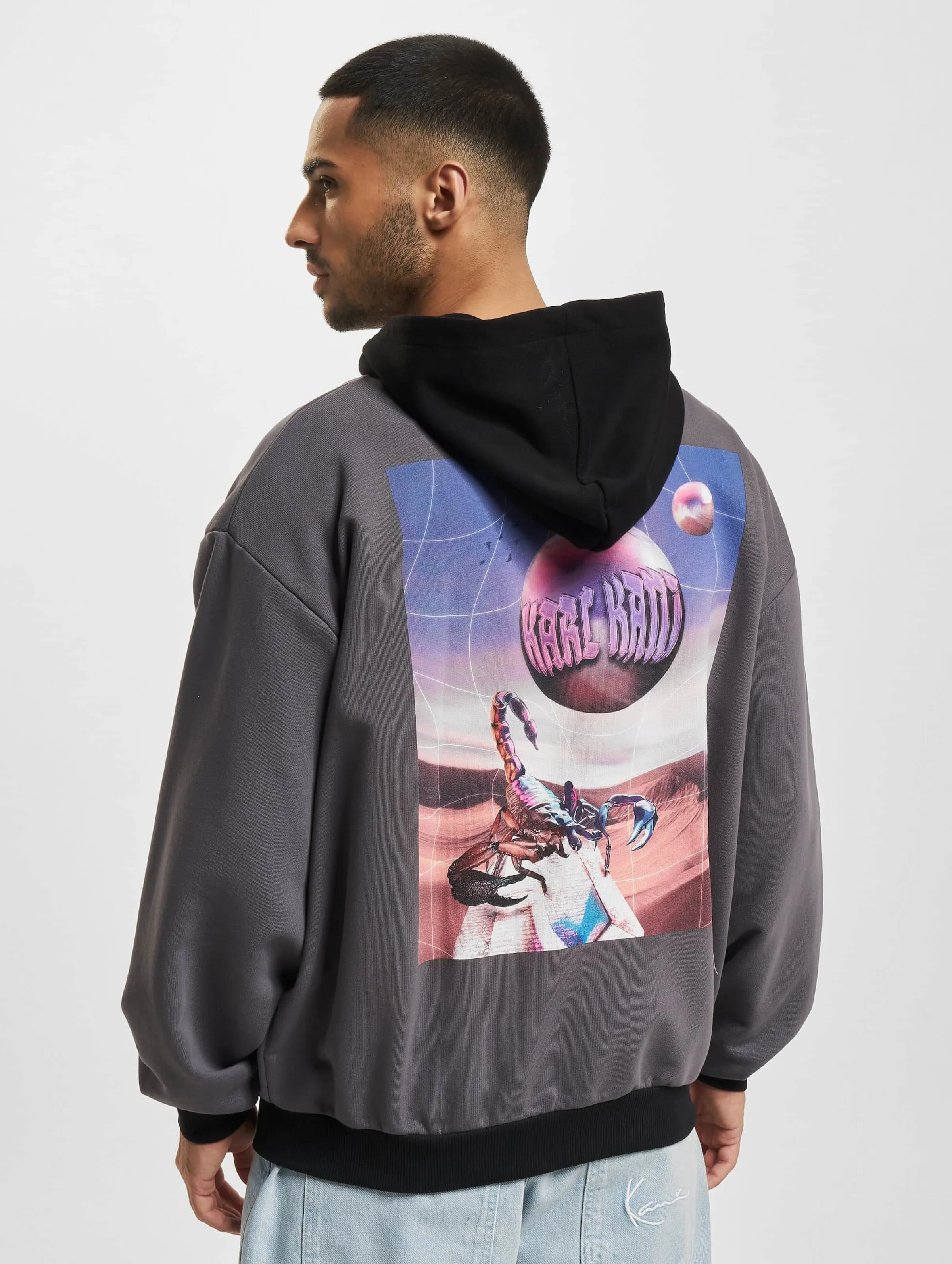 Chest Signature Metaverse Block Full Zip