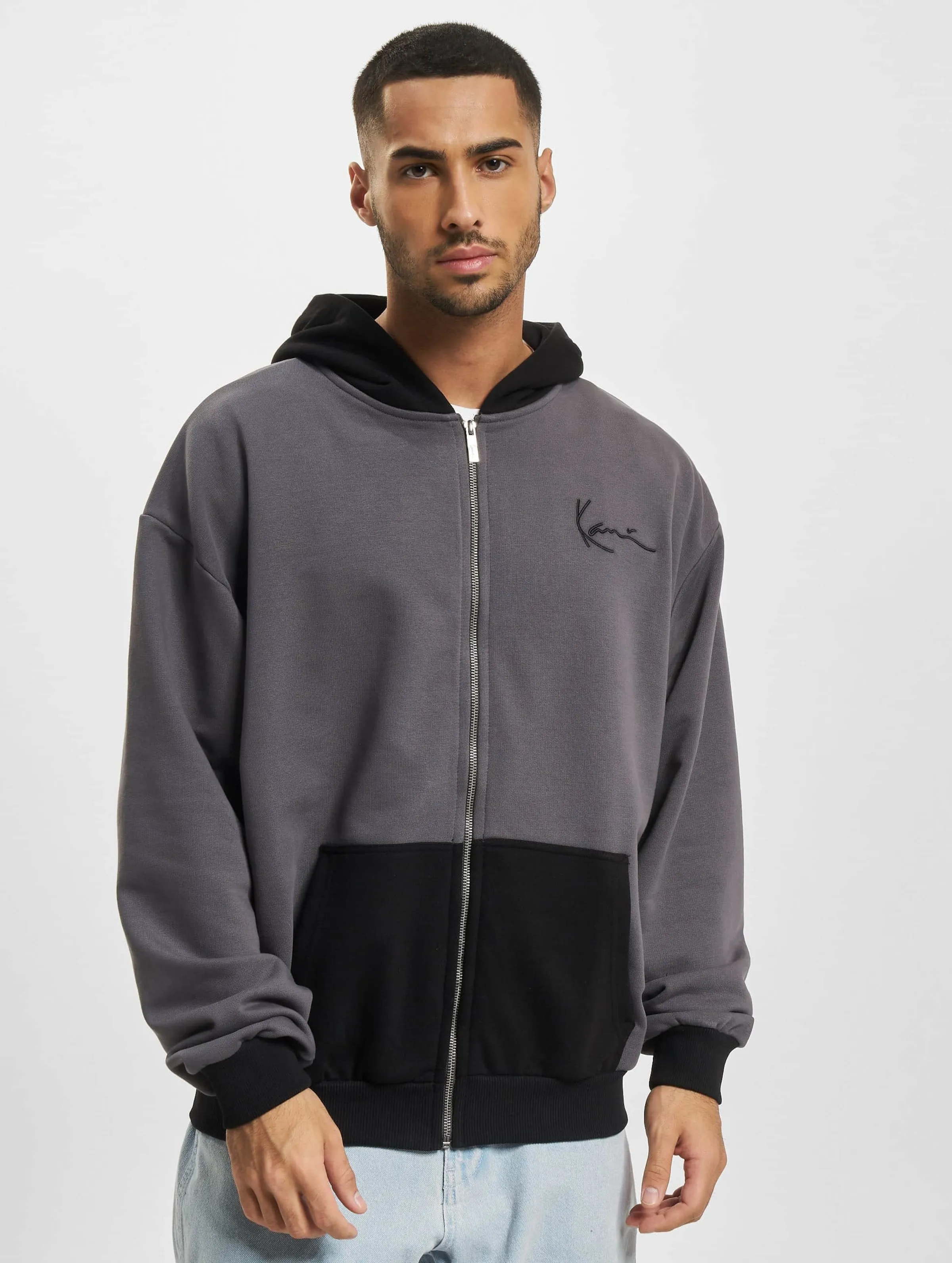 Chest Signature Metaverse Block Full Zip