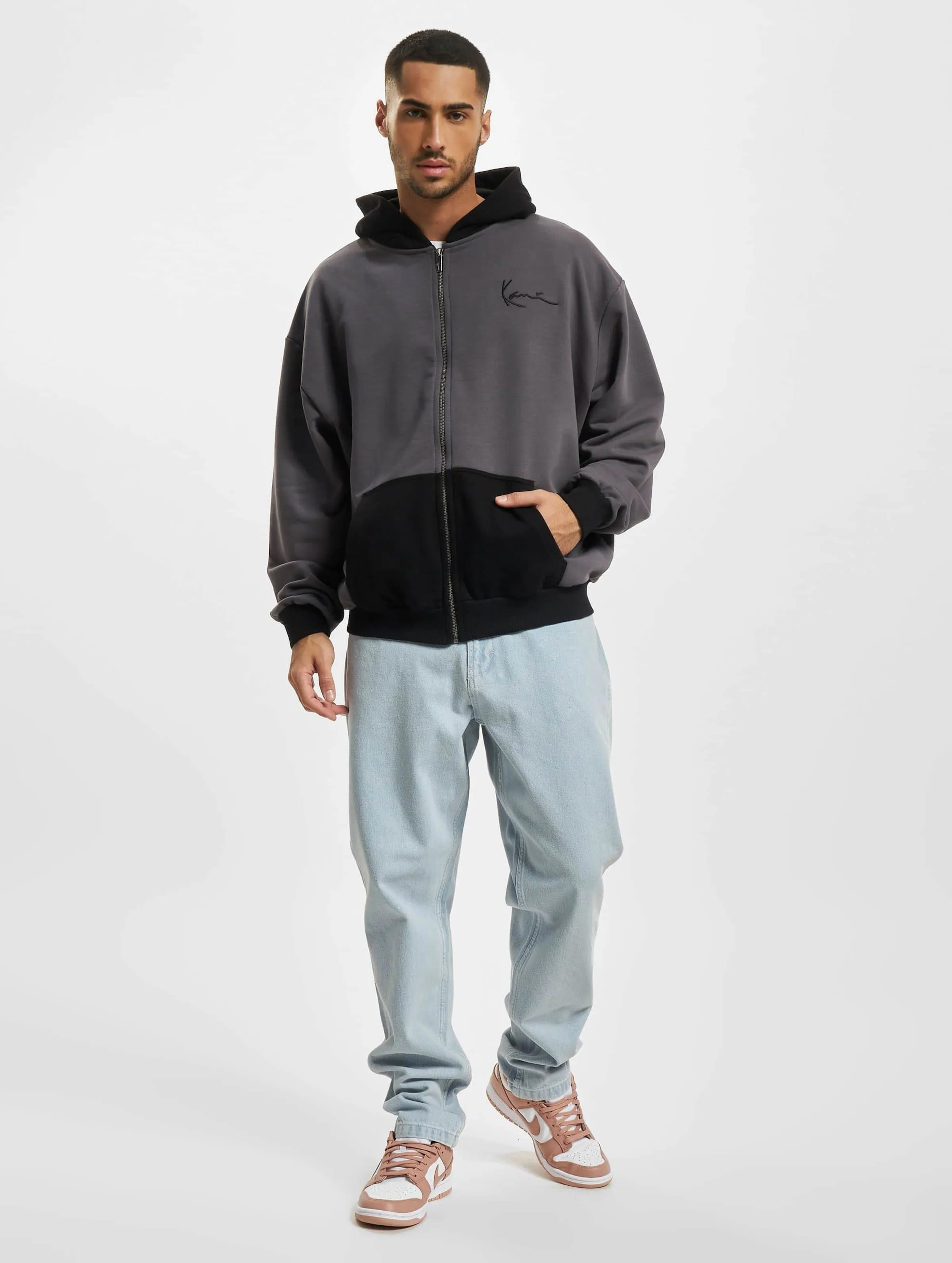 Chest Signature Metaverse Block Full Zip