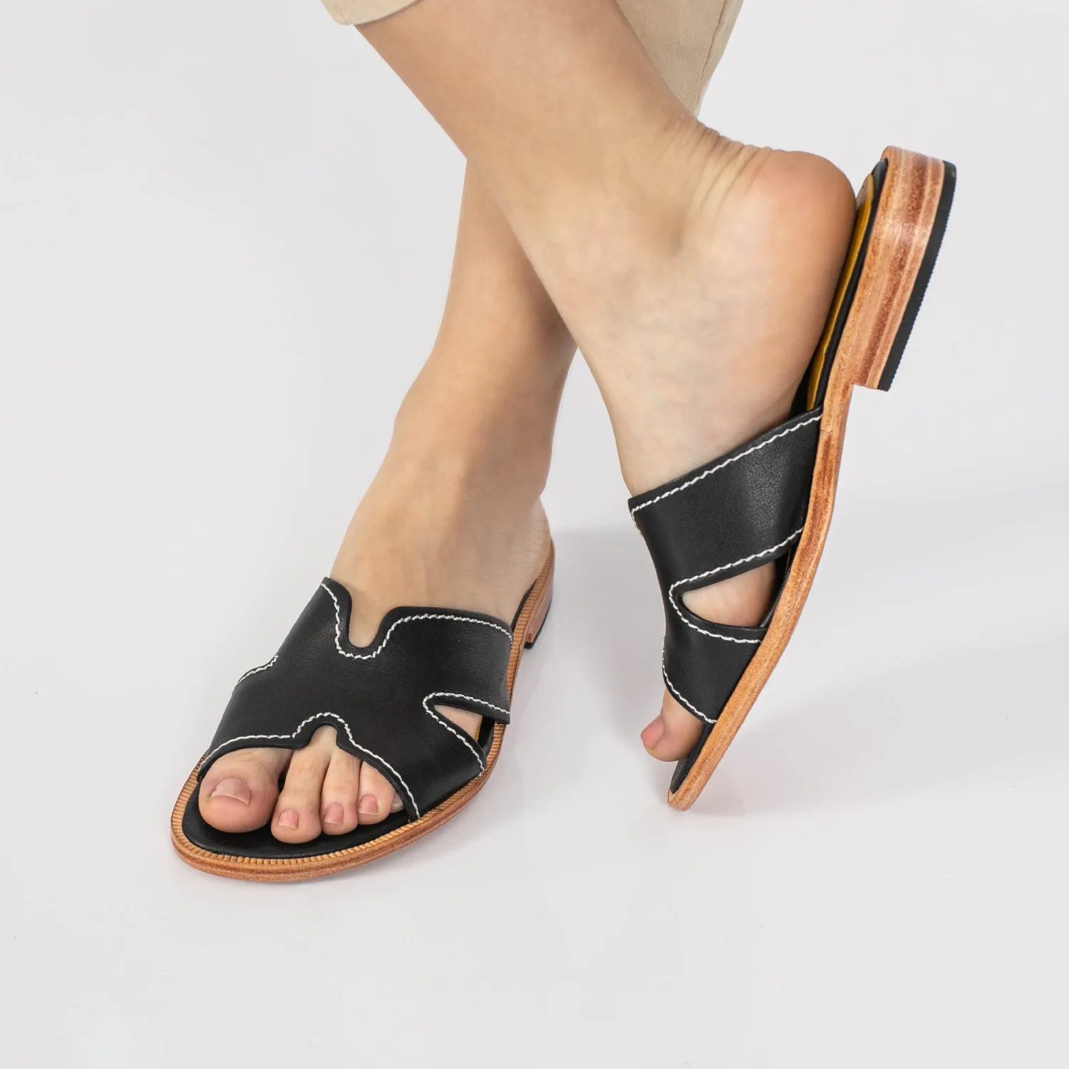 CHINELA CAVAN NEGRA