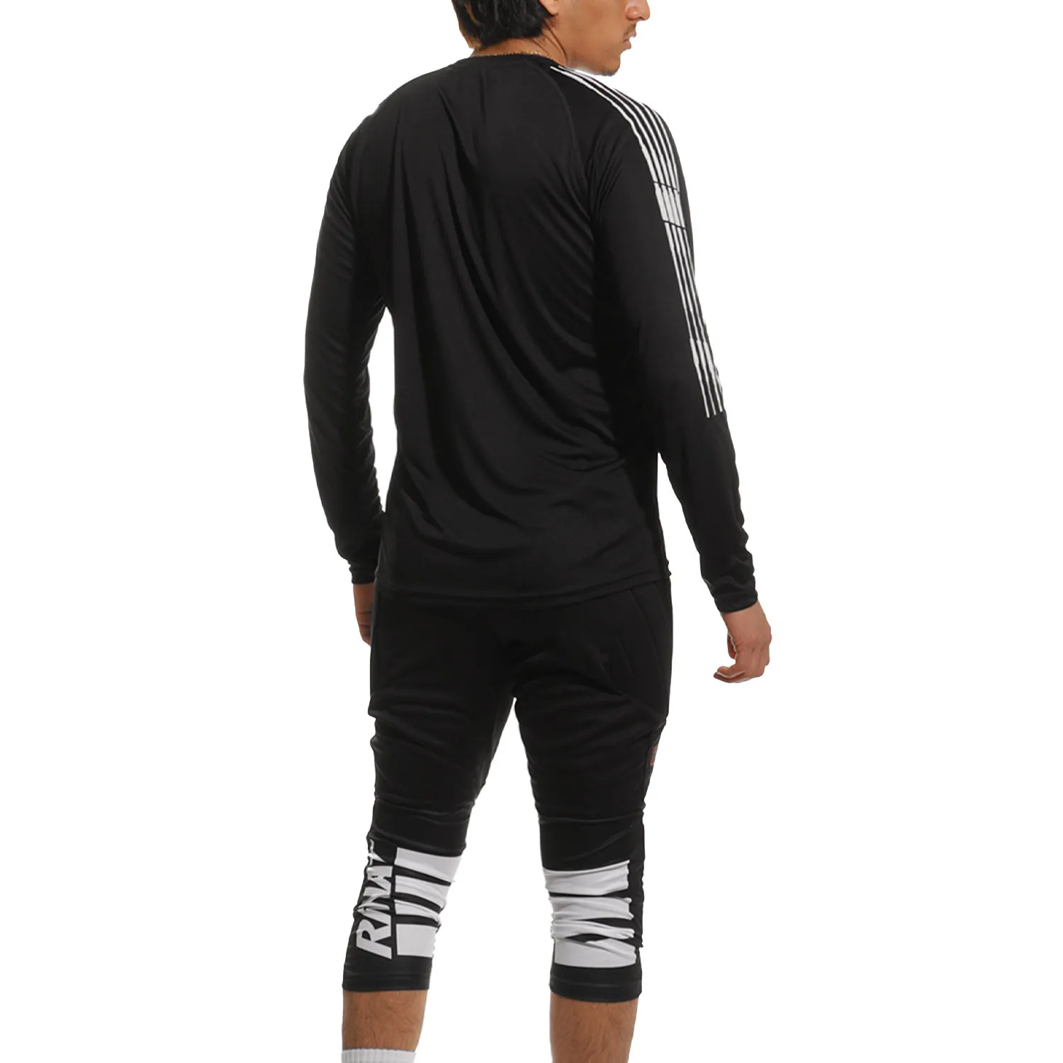 Equipación Rinat Pro
