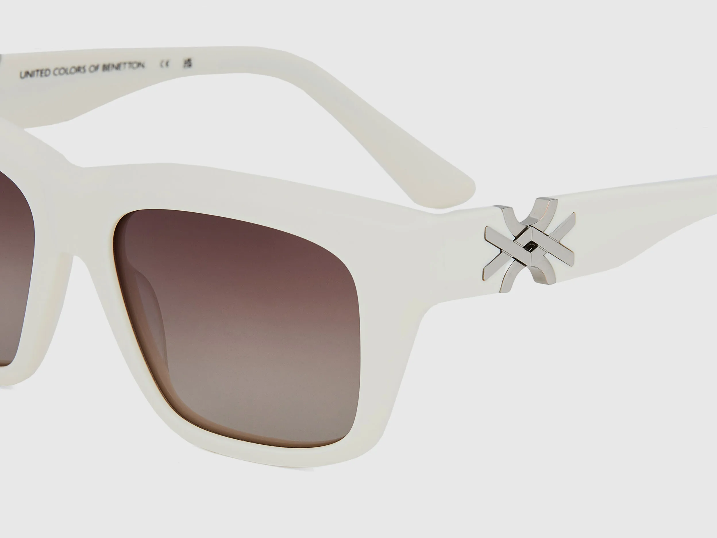 Gafas de sol blancas