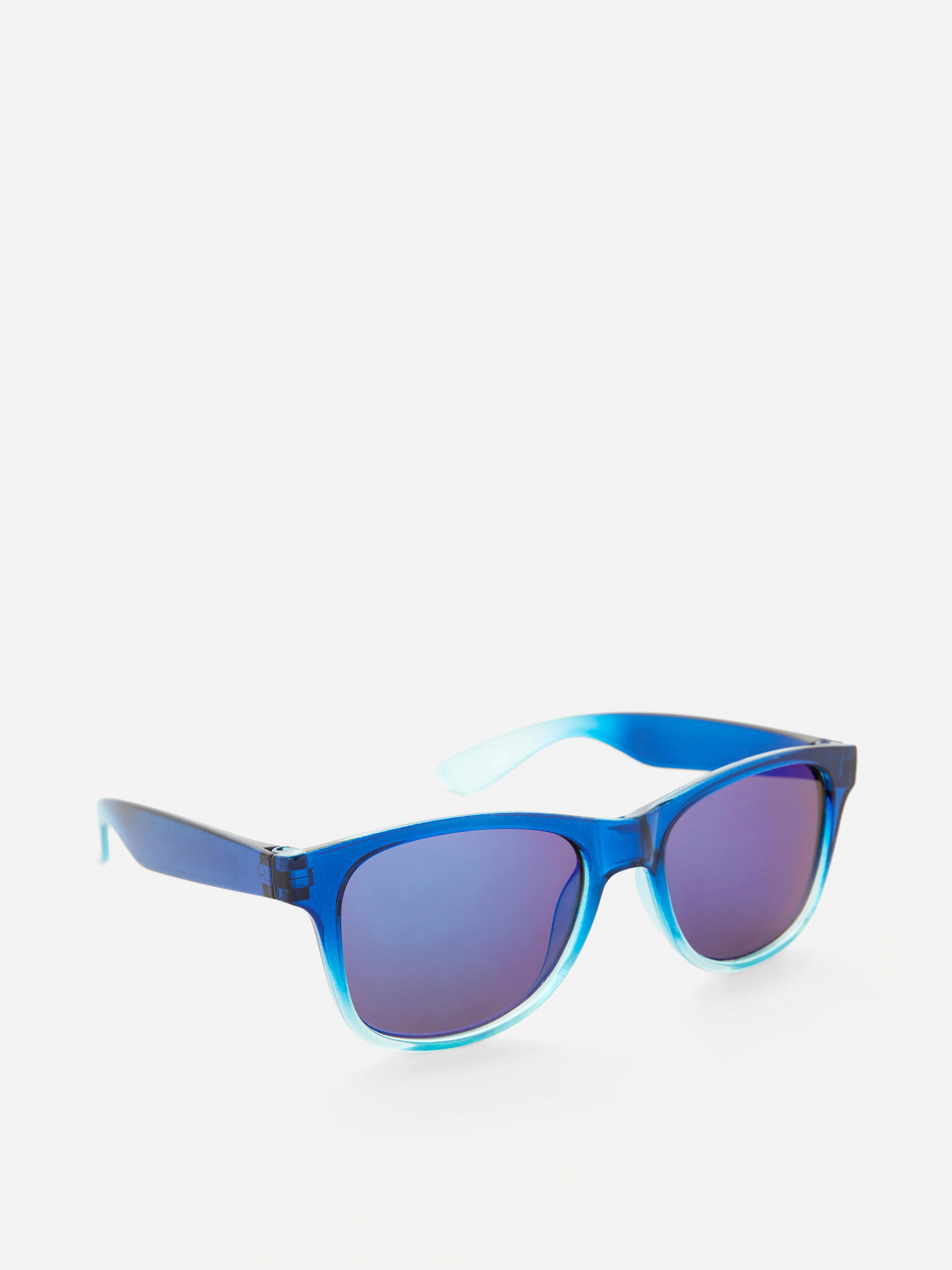 Gafas de sol con montura cuadrada