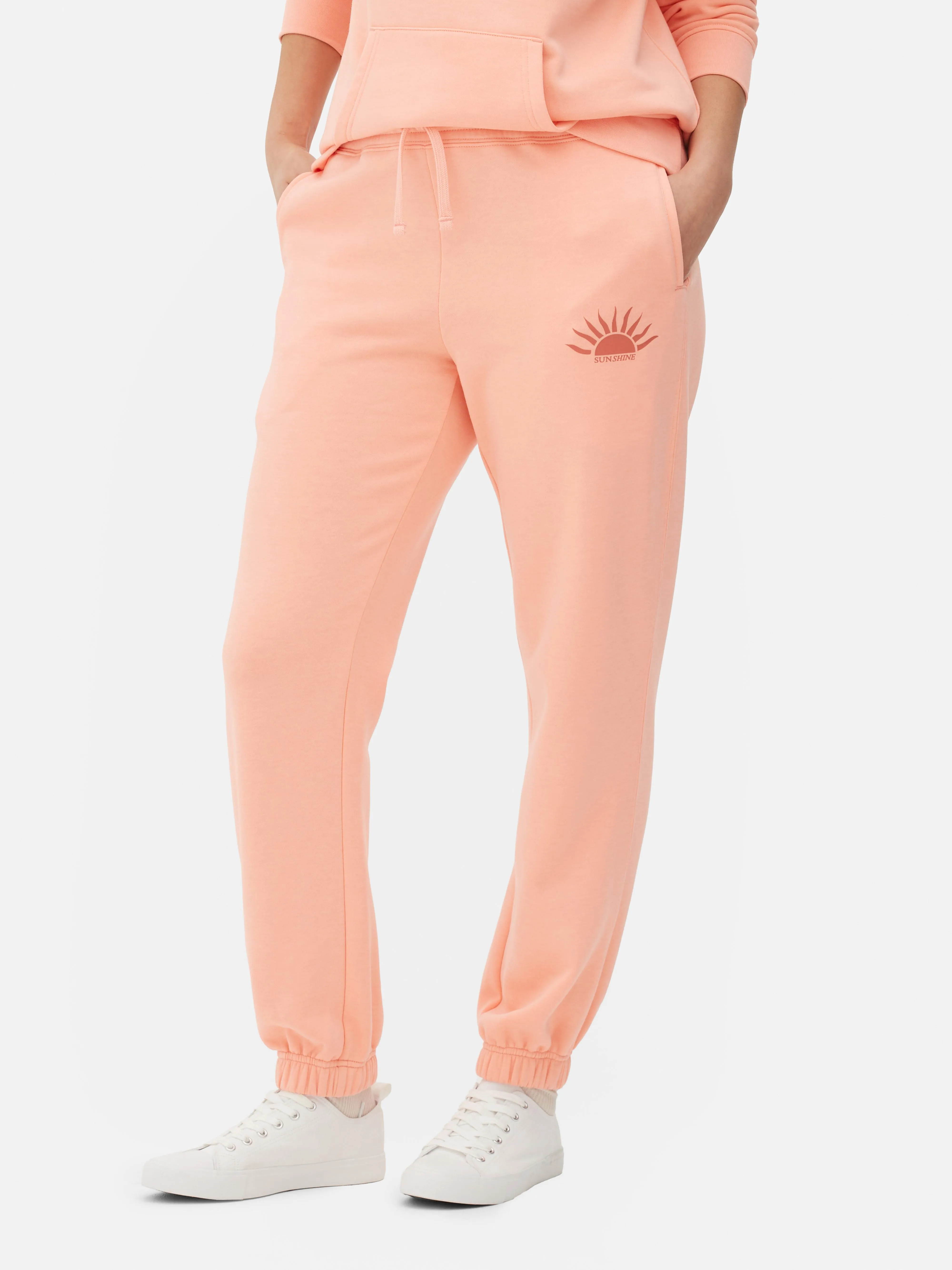 Joggers con cordón de ajuste y estampado gráfico