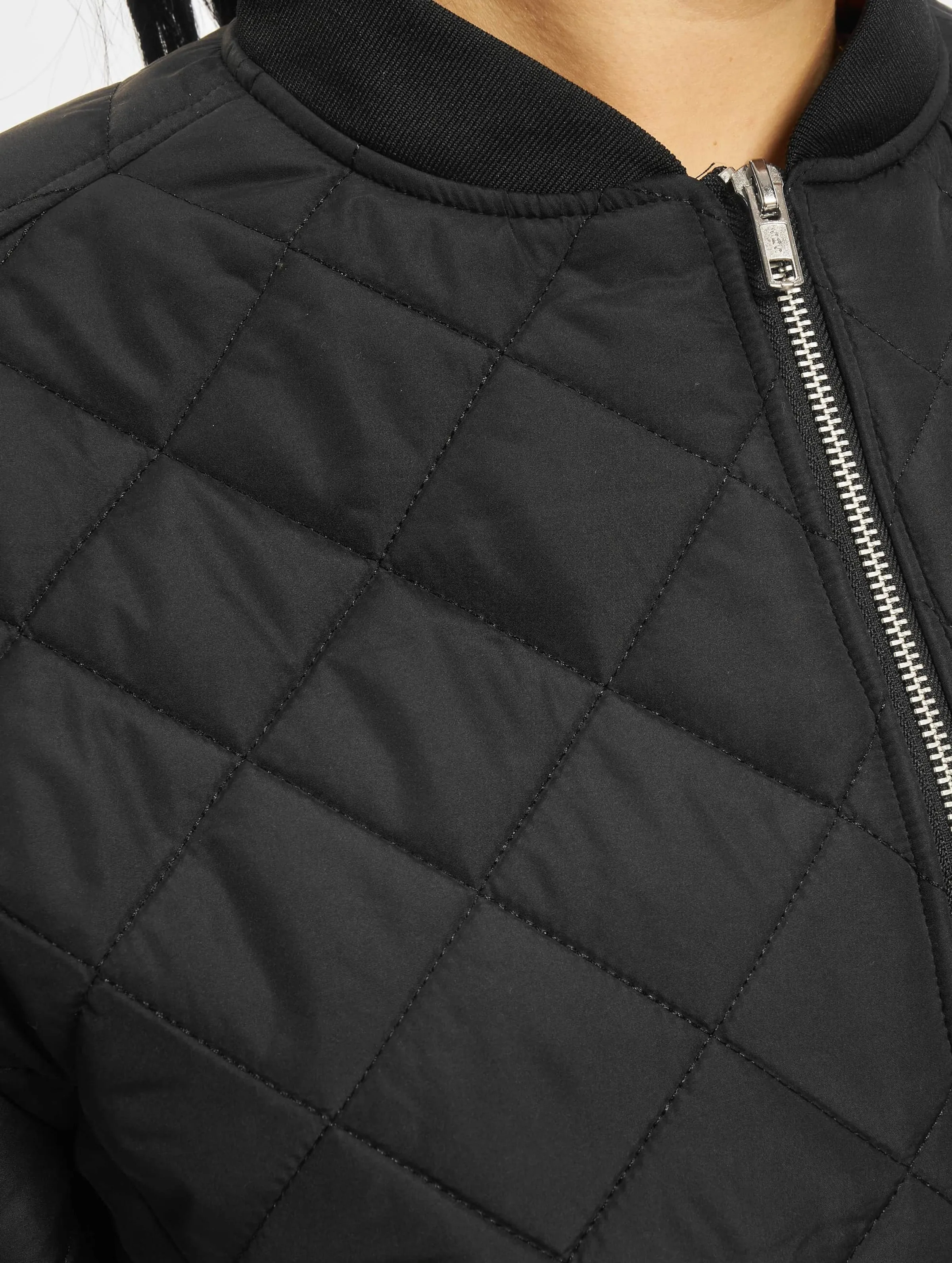 Ladies Oversized Diamond