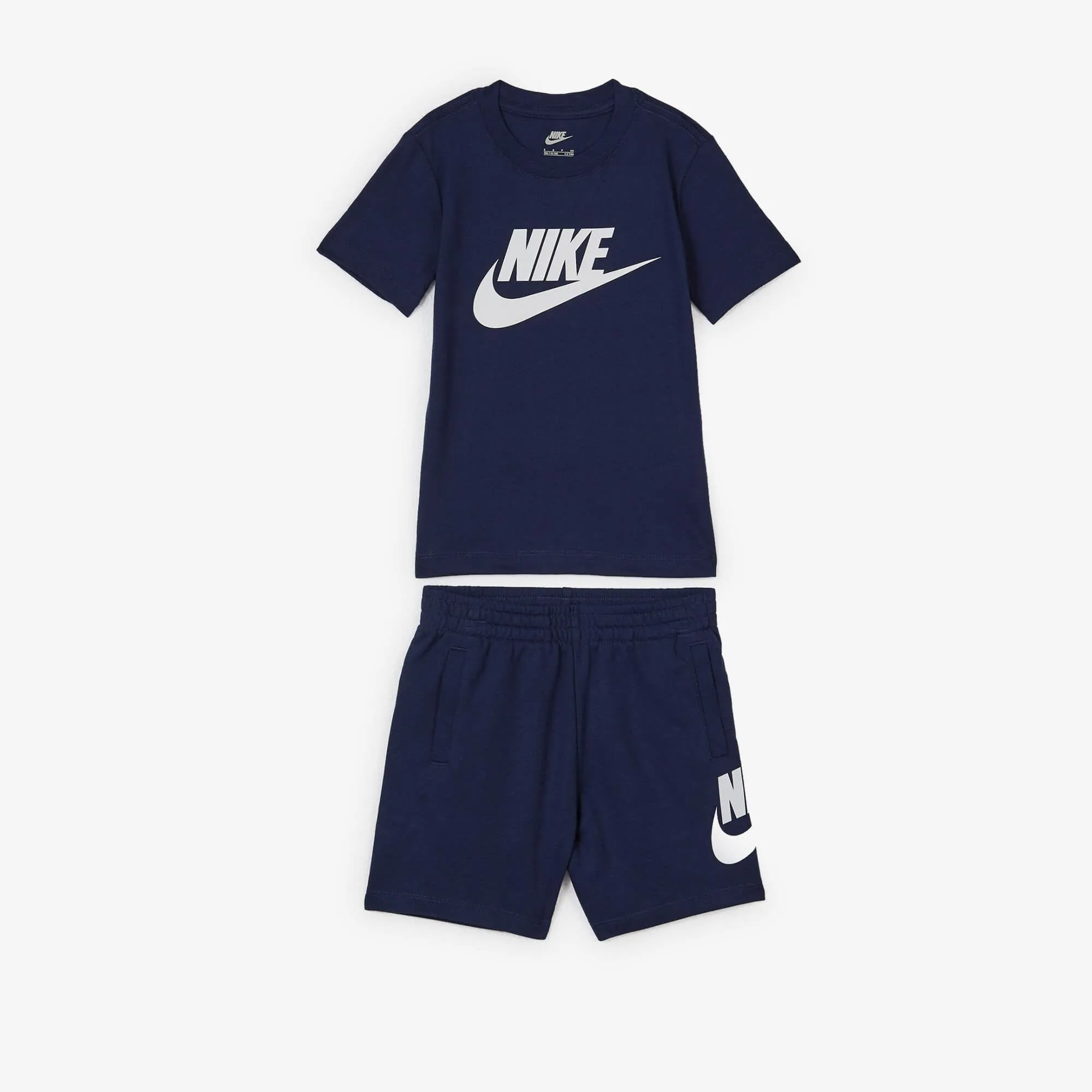 NIKE 2 PC SET TEE SHORT