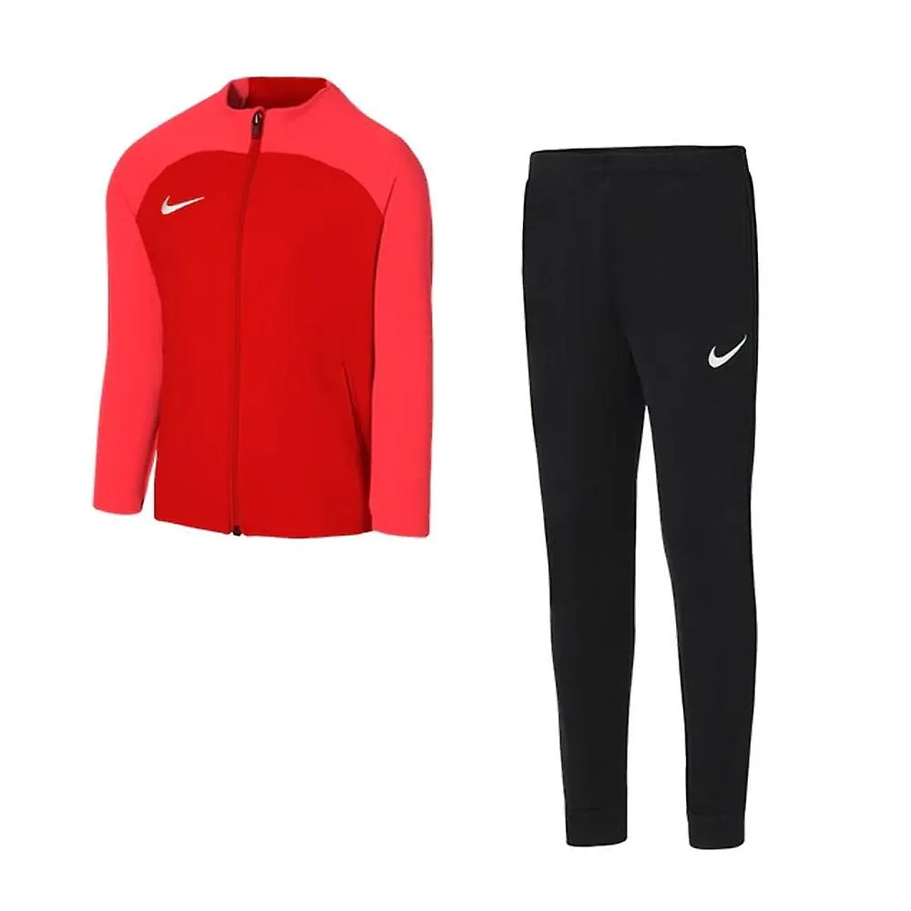 Nike Academy DJ3363657 entrenando todo el año