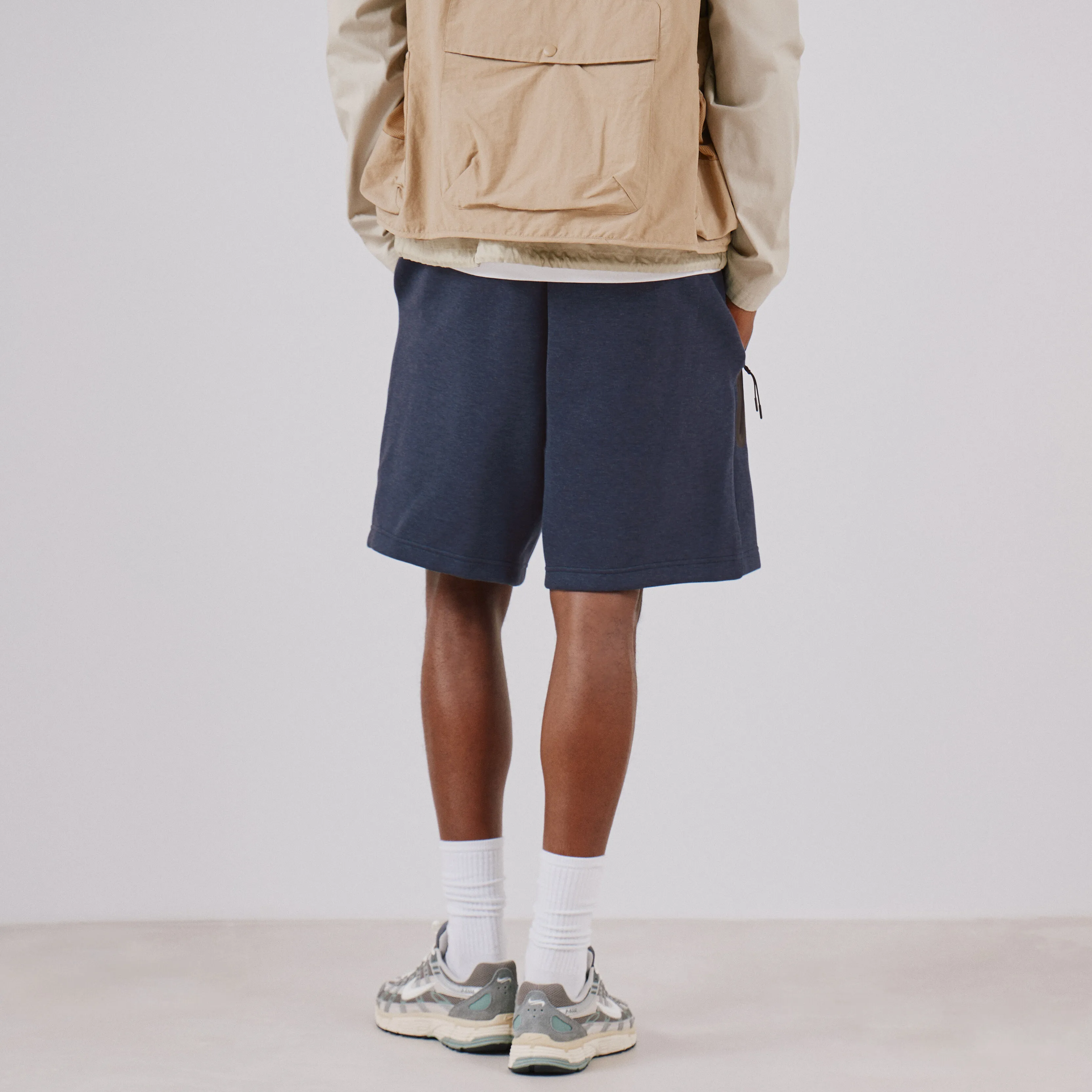 NIKE SHORT TECH FLEECE