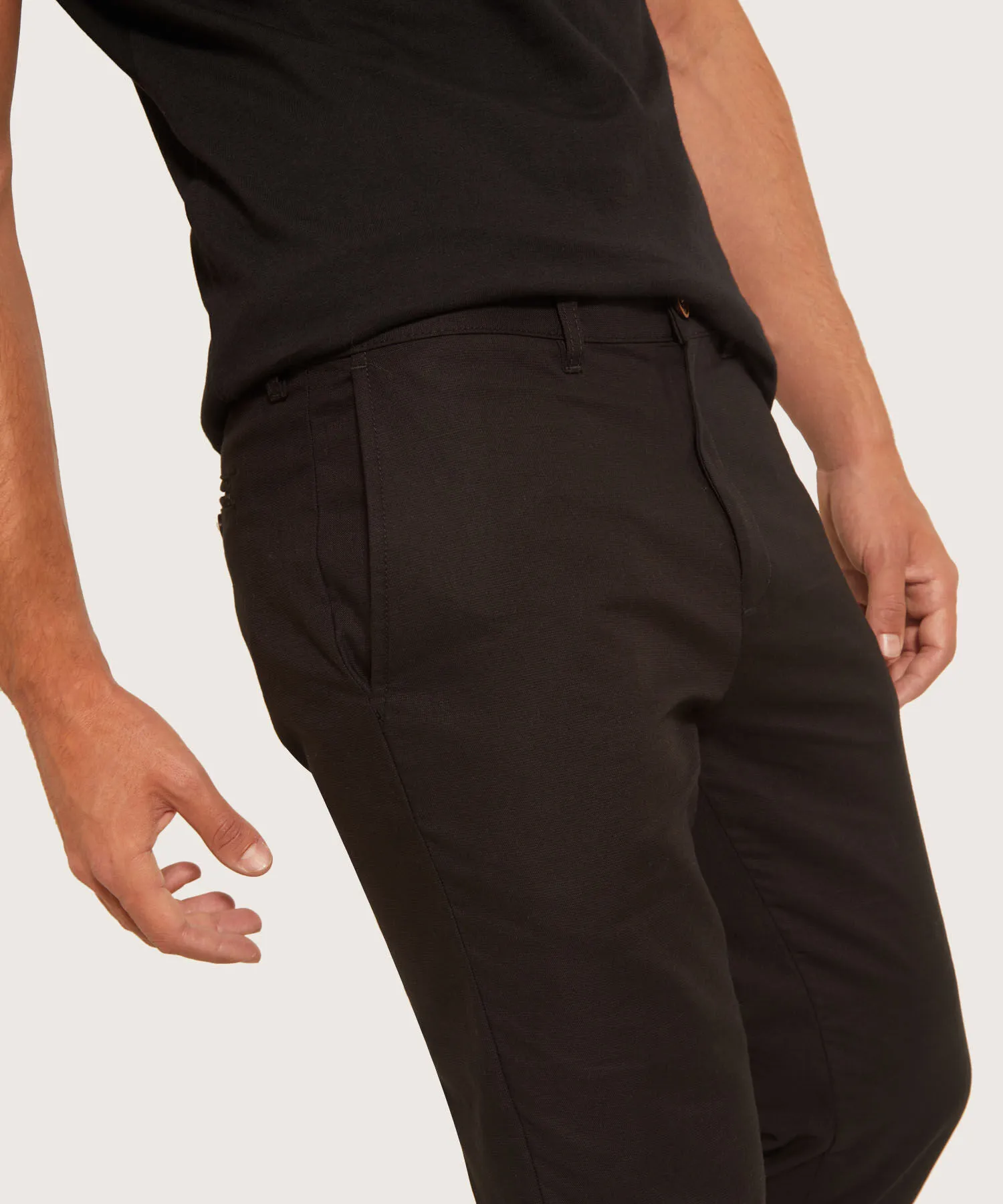 PANTAL&OACUTE;N CHINO BOLSILLOS EN DIAGONAL