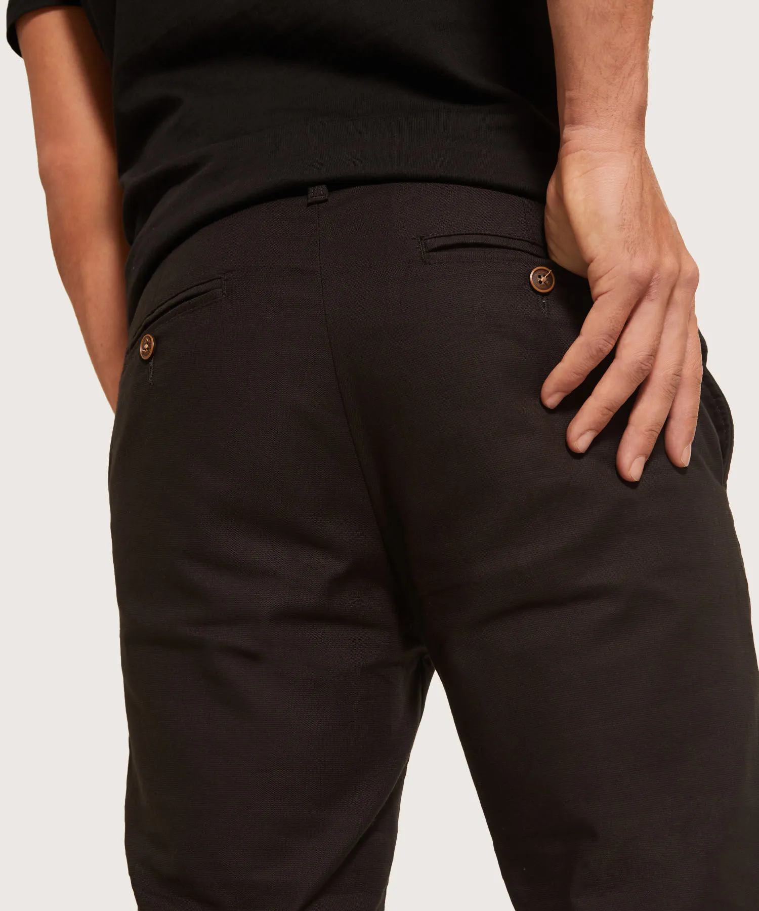 PANTAL&OACUTE;N CHINO BOLSILLOS EN DIAGONAL