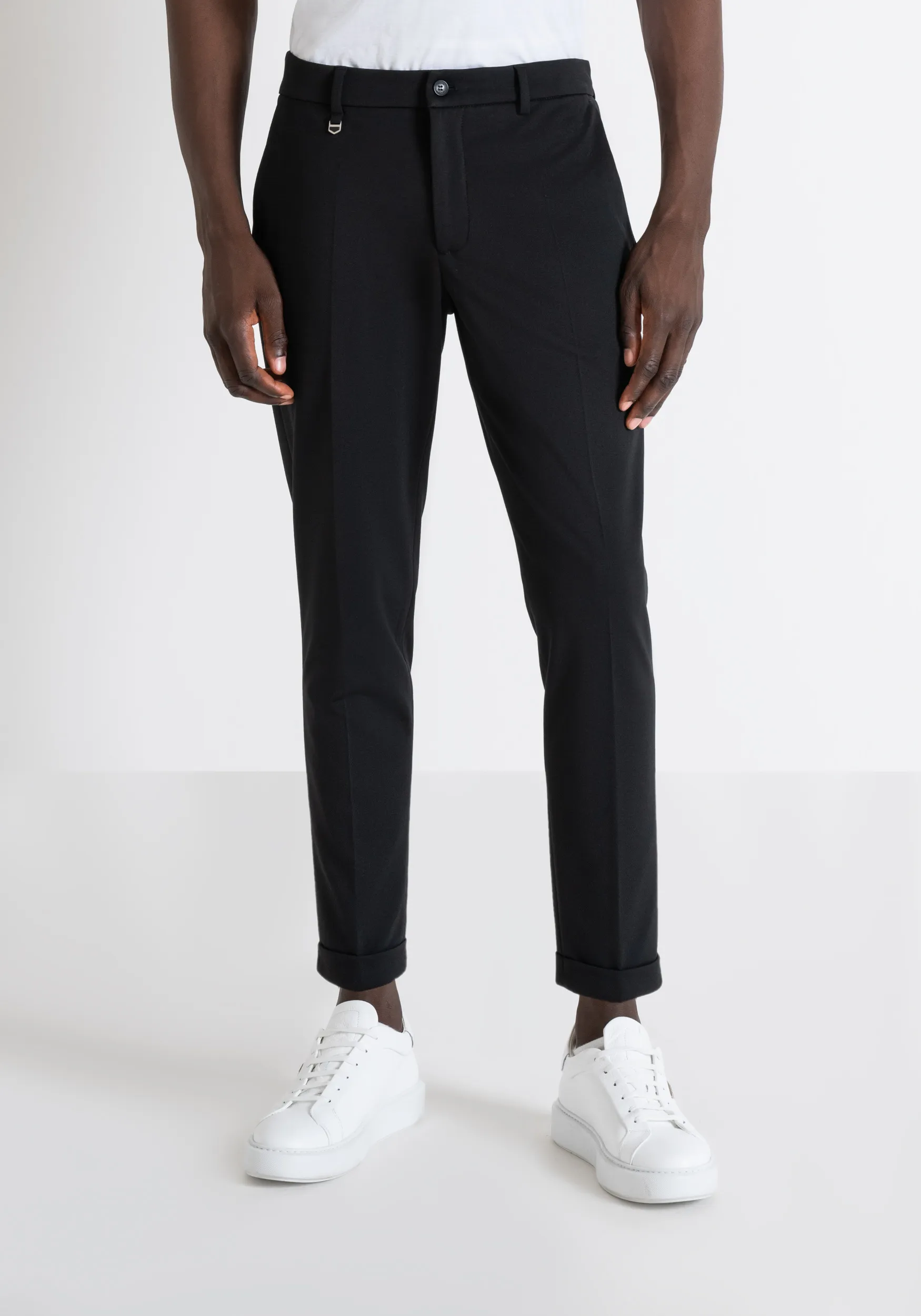 PANTALÓN SUPER SKINNY FIT «ASHE» EN MEZCLA DE VISCOSA ELÁSTICA