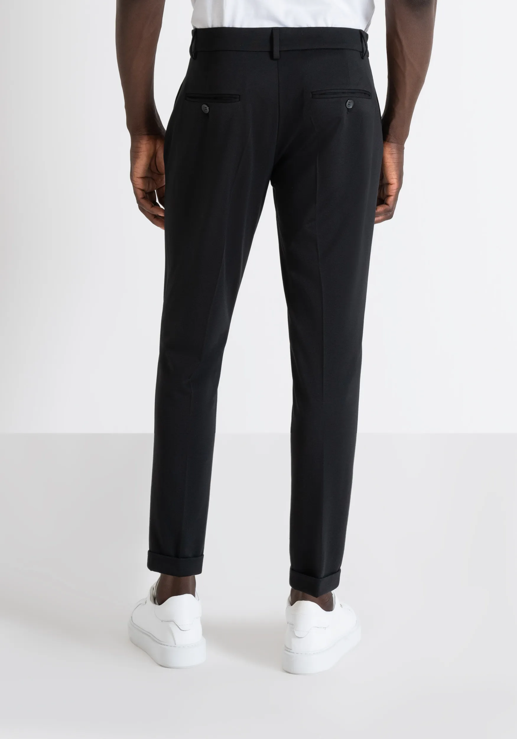PANTALÓN SUPER SKINNY FIT «ASHE» EN MEZCLA DE VISCOSA ELÁSTICA