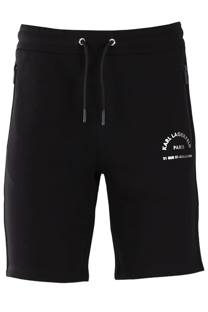 Pantalón corto negro con logo plateado