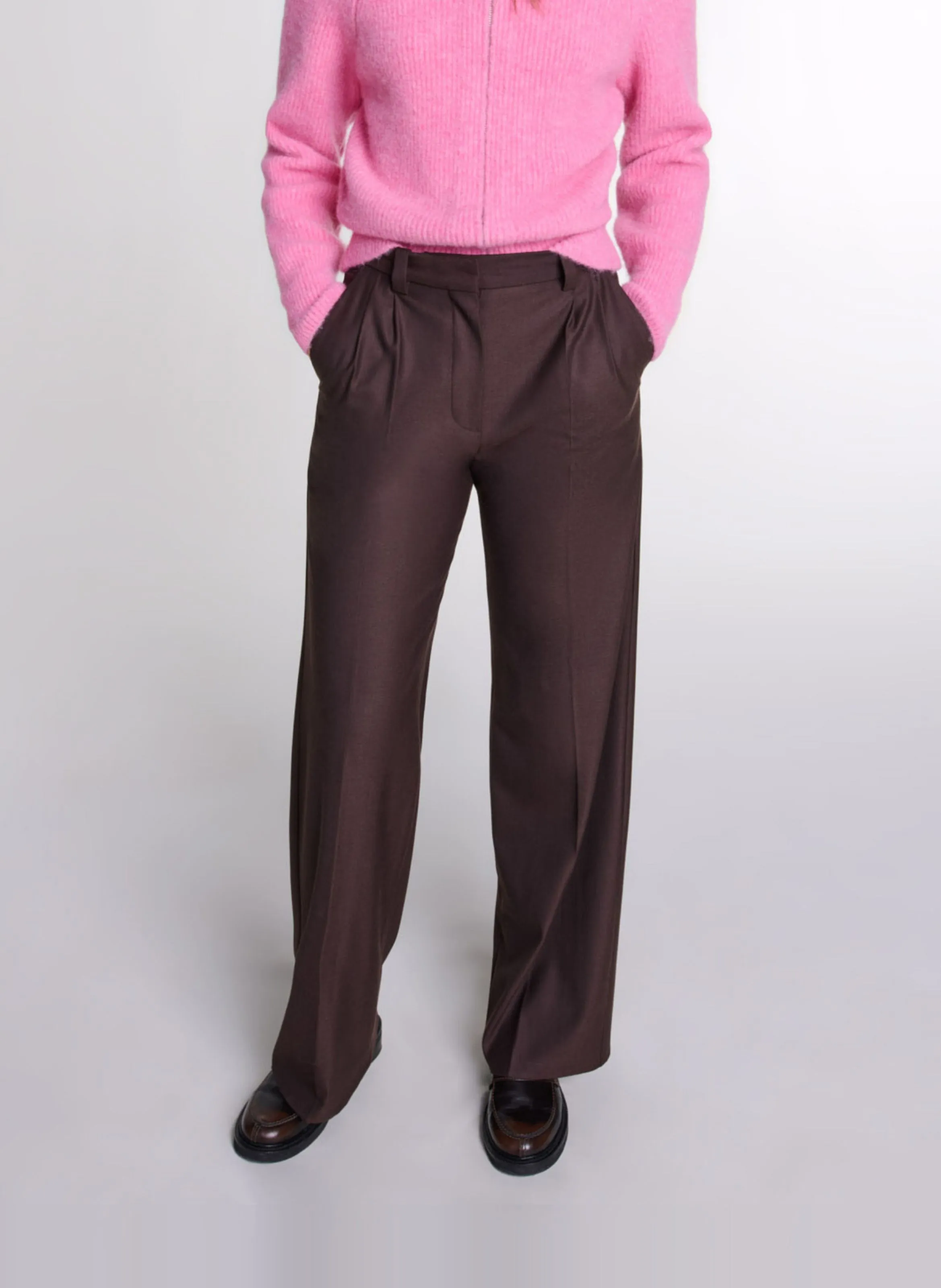 Pantalón de pinzas en marron