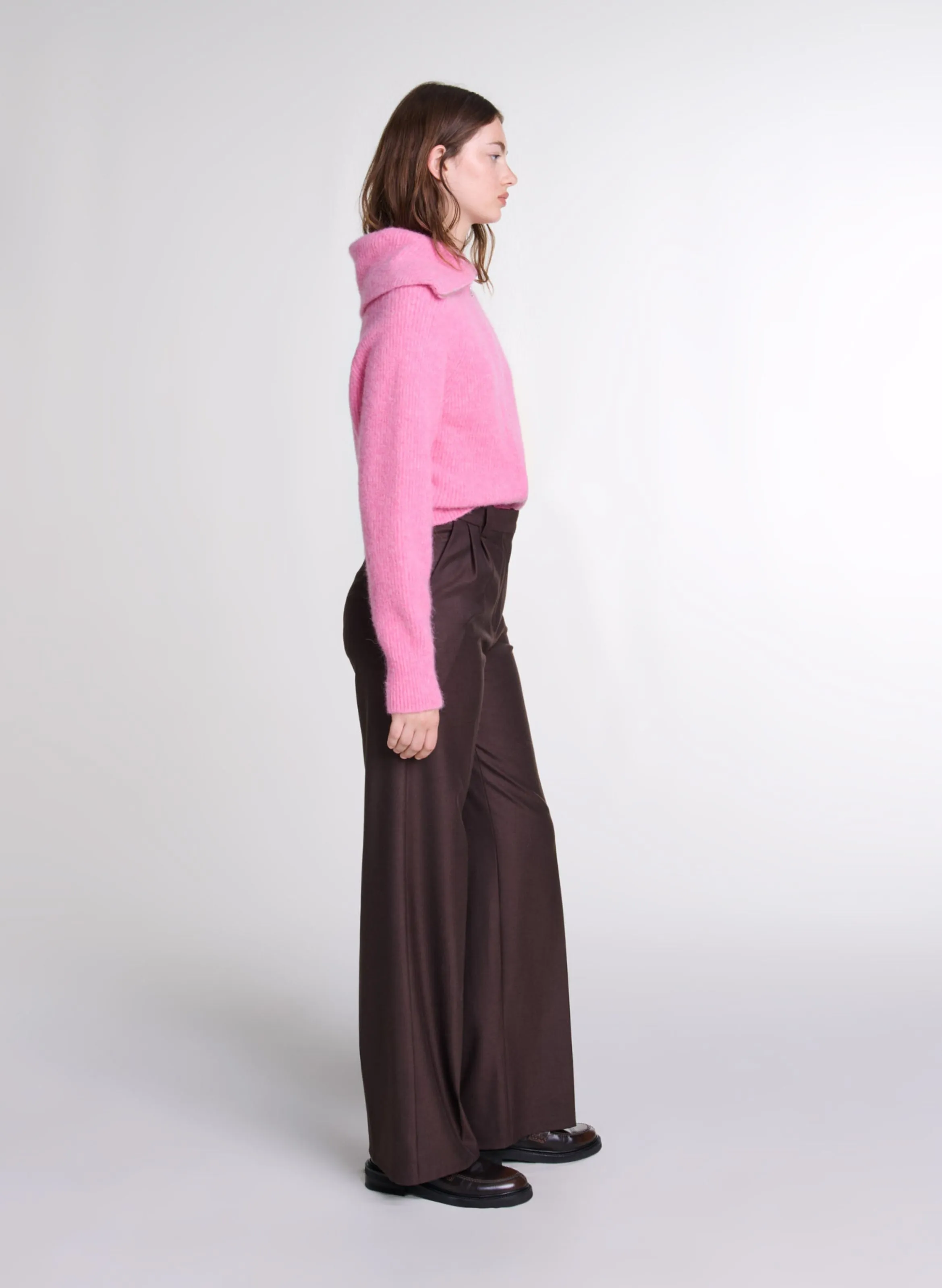 Pantalón de pinzas en marron