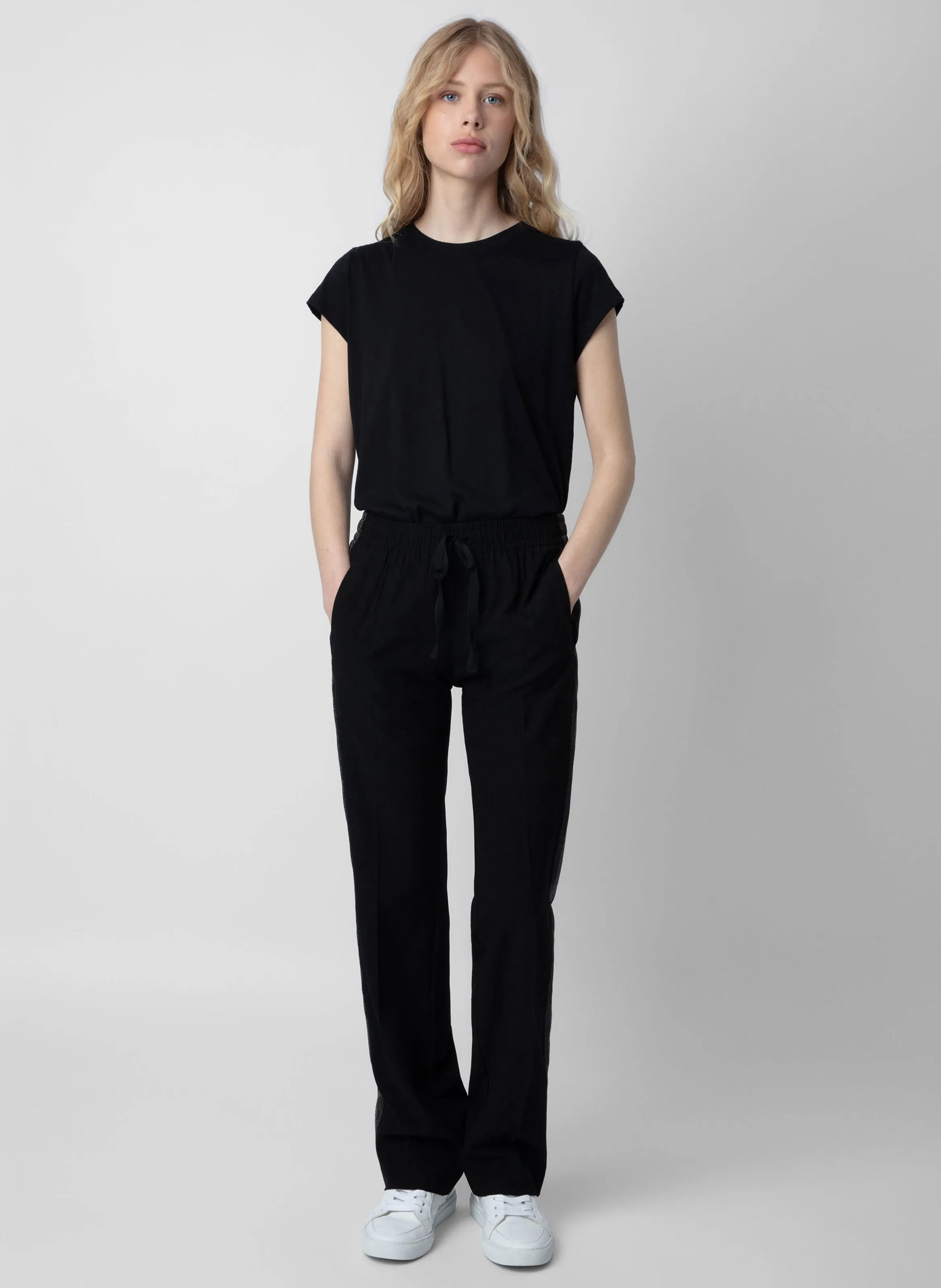POMY  PANTALóN RECTO VAPOROSO CON BANDAS EN NEGRO