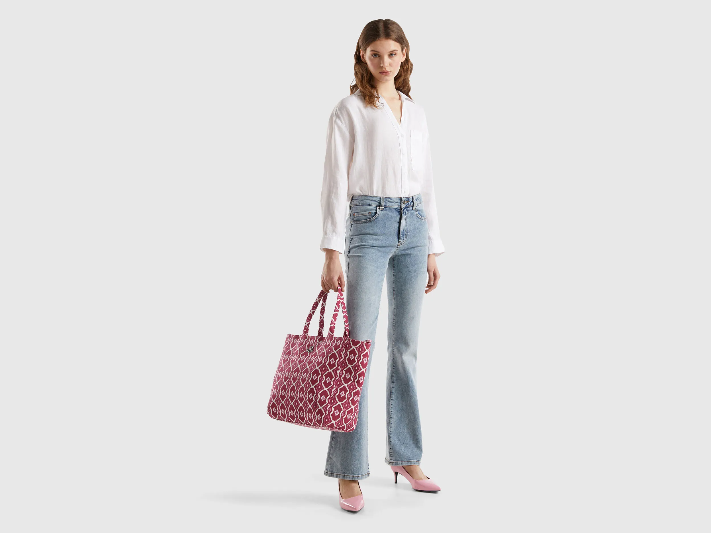 Tote bag con estampado geométrico