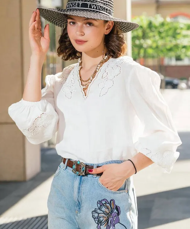Twinset White linen shirt with embroidery