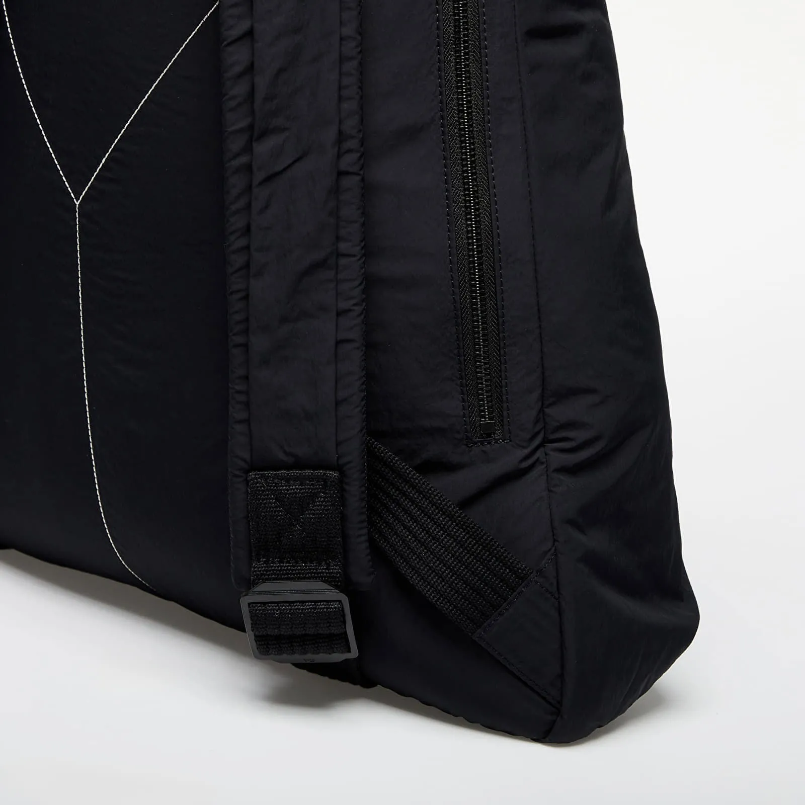 Y3 BACKPACK BLACK UNIVERSAL